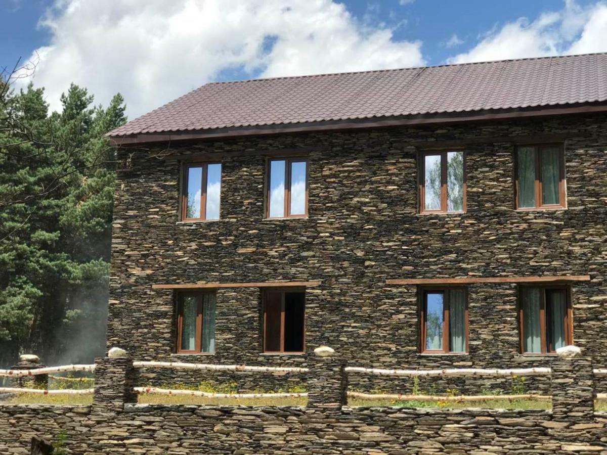 Hotel Complex Nabadi Omalo Екстериор снимка