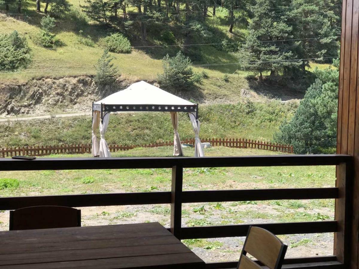 Hotel Complex Nabadi Omalo Екстериор снимка