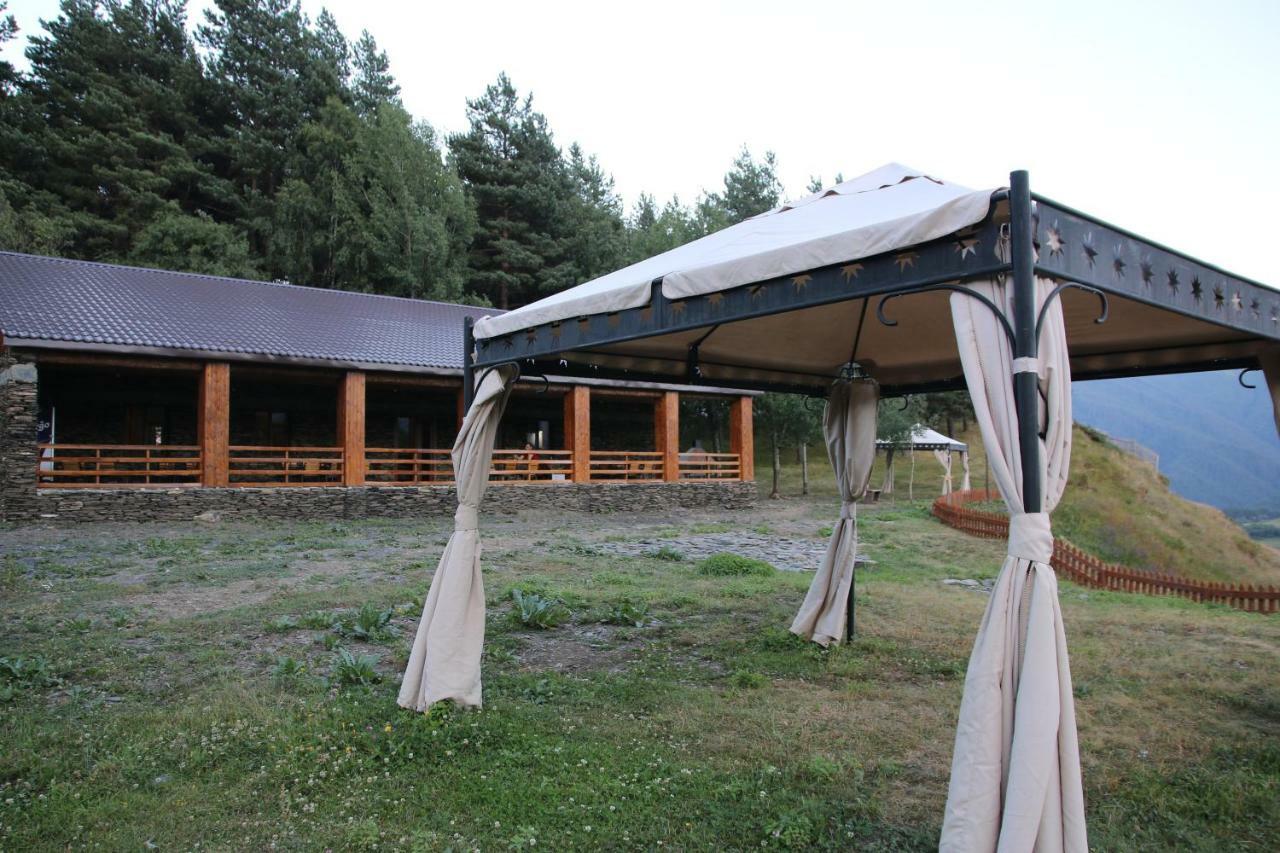 Hotel Complex Nabadi Omalo Екстериор снимка