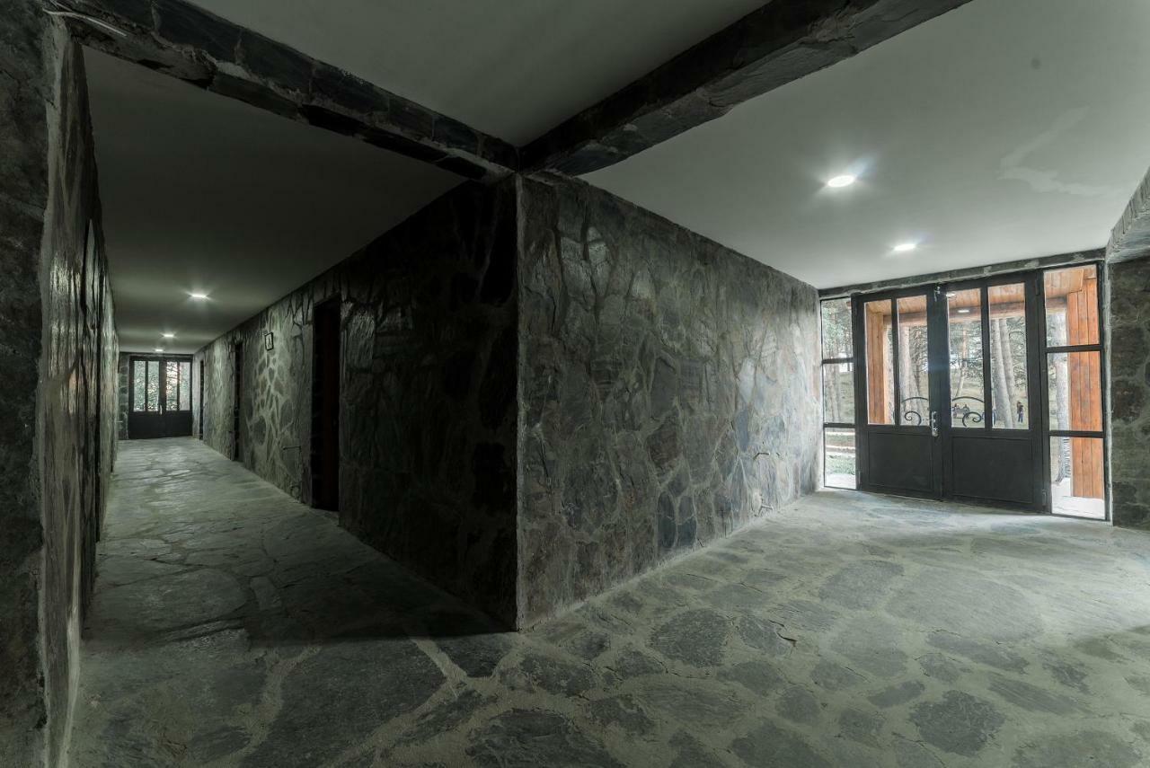 Hotel Complex Nabadi Omalo Екстериор снимка