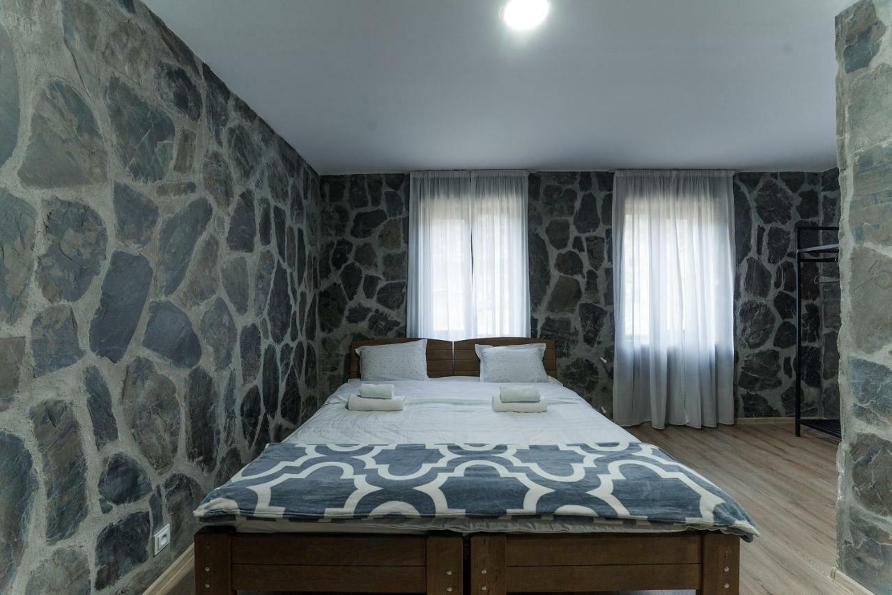 Hotel Complex Nabadi Omalo Екстериор снимка