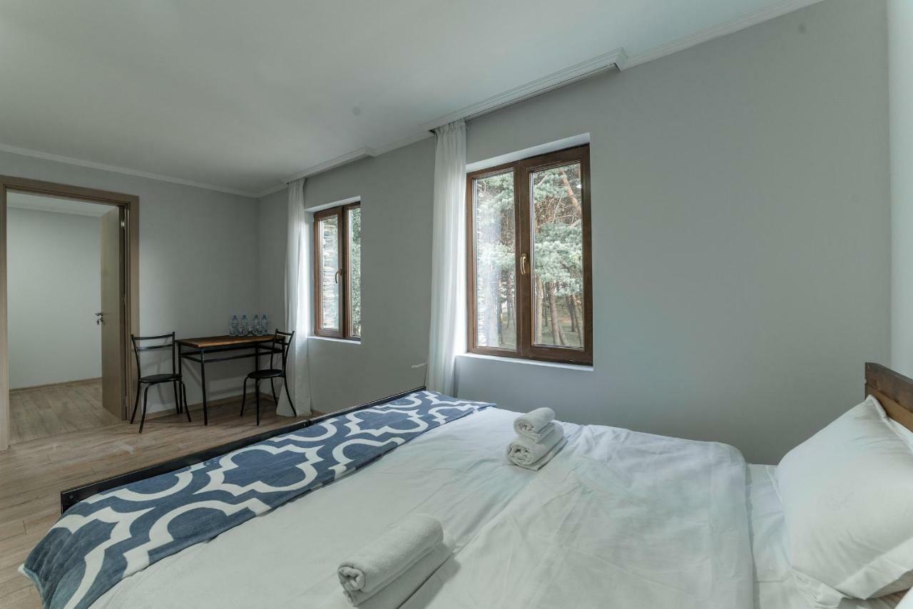 Hotel Complex Nabadi Omalo Екстериор снимка