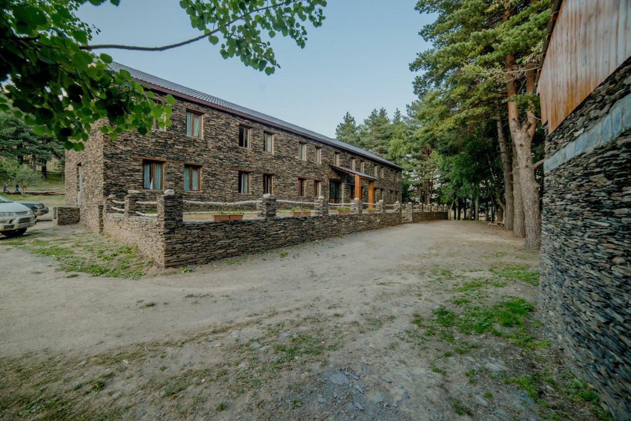 Hotel Complex Nabadi Omalo Екстериор снимка